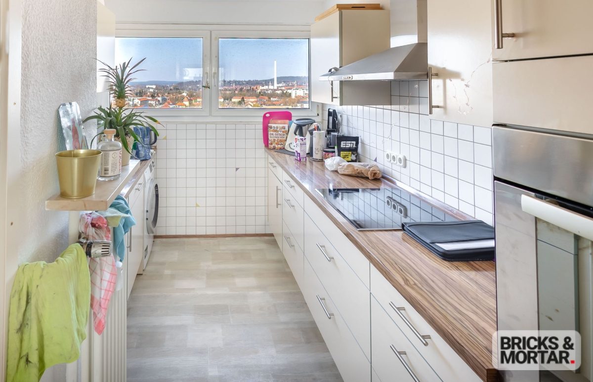 Immobilienangebot - Erlangen - Alle - 3-Zimmerwohnung im 13. OG mit traumhaften Ausblick über Erlangen