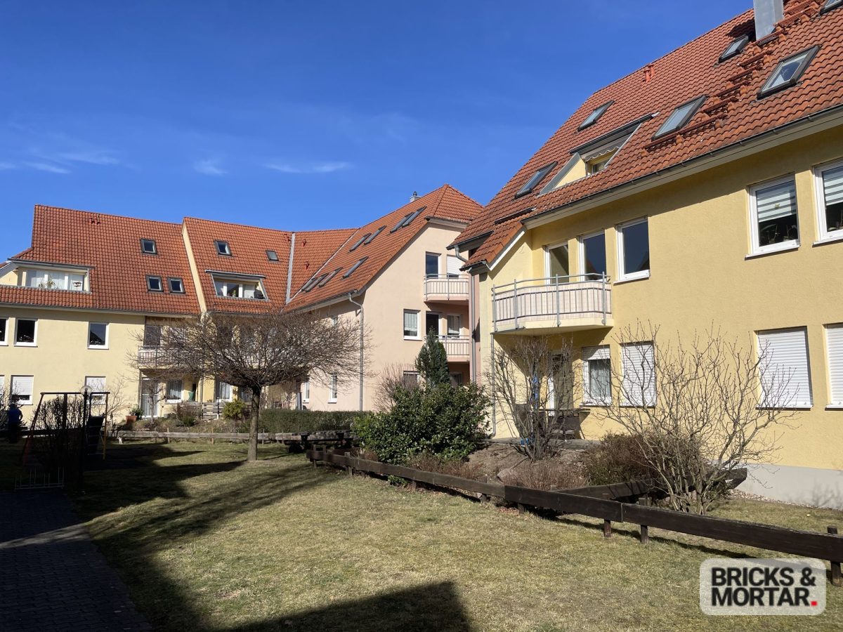 Immobilienangebot - Weinböhla - Alle - Attraktive 1-Zimmer-Wohnung mit Balkon in gepflegter Wohnanlage – sofort bezugsfrei