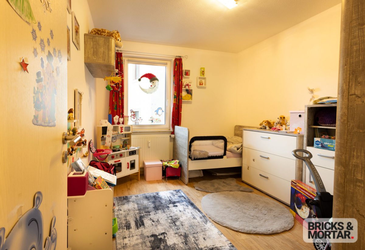 Immobilienangebot - Dresden - Alle - Schicke 3 Raum- Wohnung, perfekte Anbindung an die öffentlichen Verkehrsmittel!