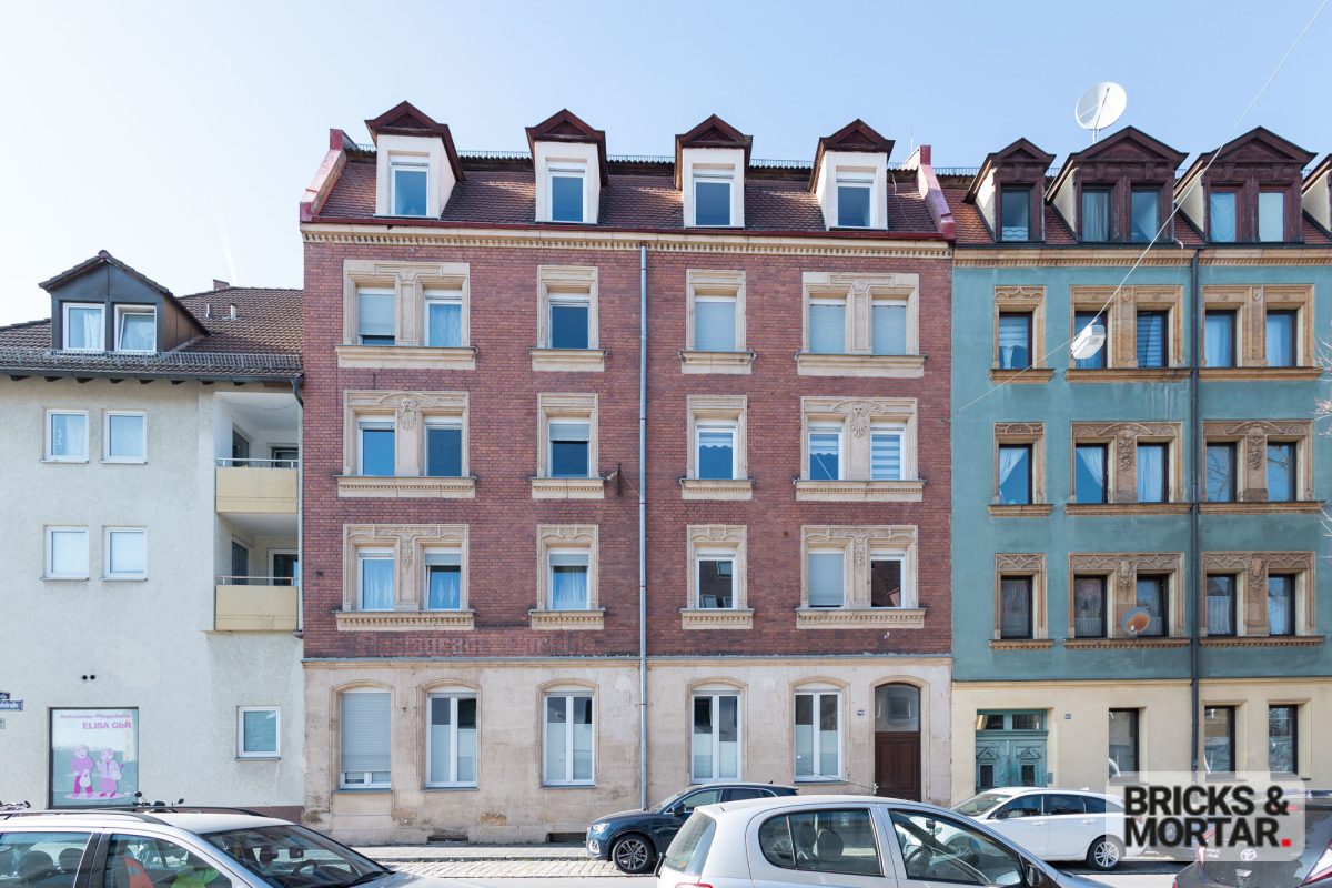 Immobilienangebot - Nürnberg - Alle - Stilvolle 2-Zimmer-Altbauwohnung – Vermietet, kernsaniert und solide Kapitalanlage