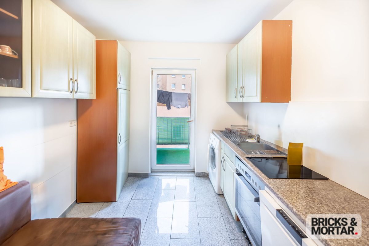 Immobilienangebot - Nürnberg - Alle - Stilvolle 2-Zimmer-Altbauwohnung – Vermietet, kernsaniert und solide Kapitalanlage