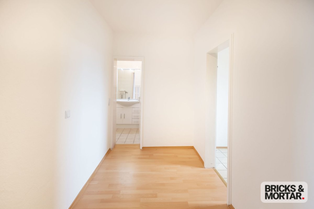 Immobilienangebot - Nürnberg - Alle - Hell & stilvoll: 2 Zimmer mit Balkon – Nähe Uni & Flughafen – Ideal für Eigennutzer & Kapitalanleger