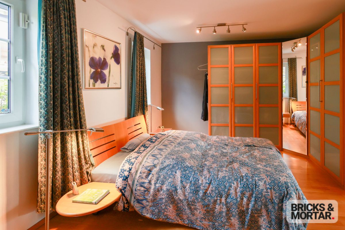 Immobilienangebot - Frankfurt am Main - Alle - Wunderschöne Doppelhaushälfte im Herzen von Bergen-Enkheim