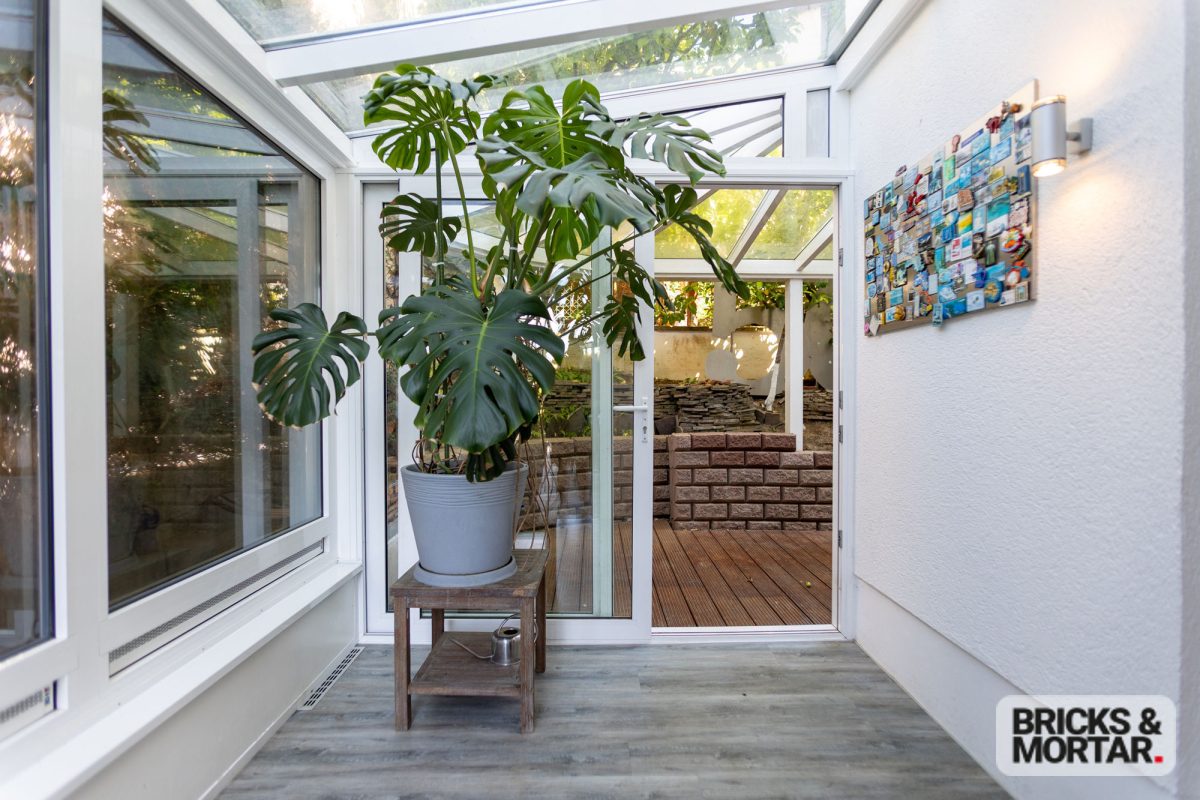 Immobilienangebot - Frankfurt am Main - Alle - Wunderschöne Doppelhaushälfte im Herzen von Bergen-Enkheim