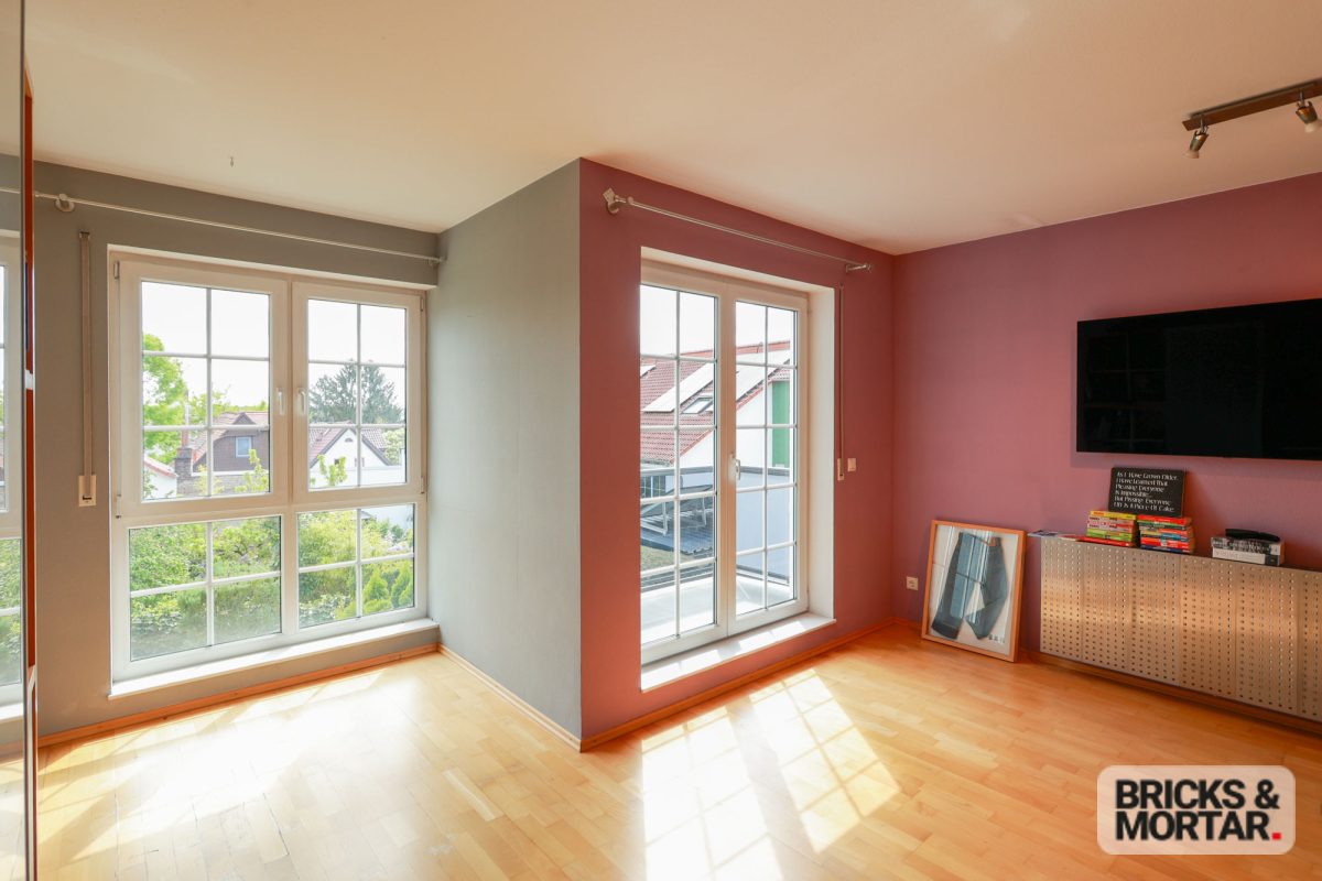Immobilienangebot - Frankfurt am Main - Alle - Wunderschöne Doppelhaushälfte im Herzen von Bergen-Enkheim