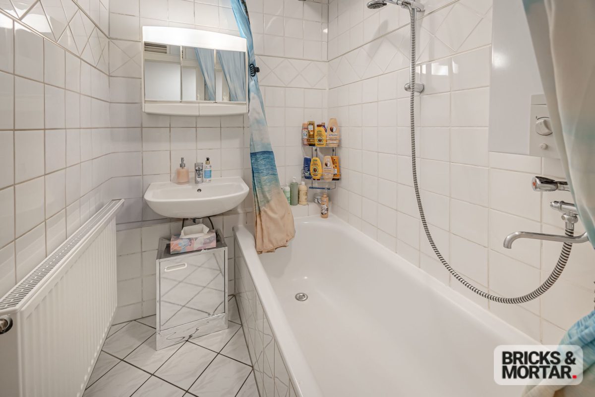 Immobilienangebot - Nürnberg - Alle - 3-Zimmer-Wohnung mit Süd-Balkon – ruhig gelegen, gut vermietet