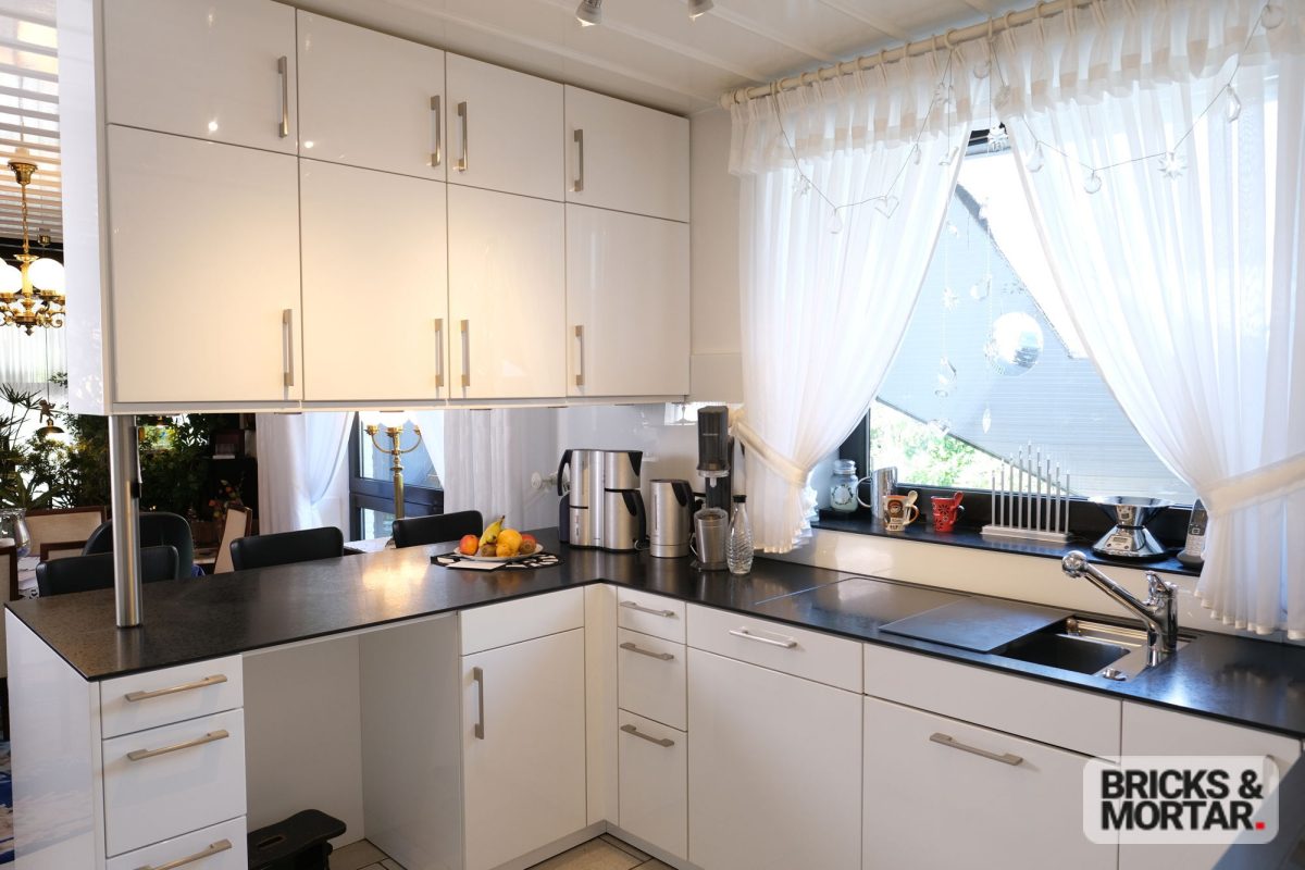 Immobilienangebot - Stuhr - Alle - Grosszügiges Architektenhaus mit Traumgarten und hochwertiger Ausstattung