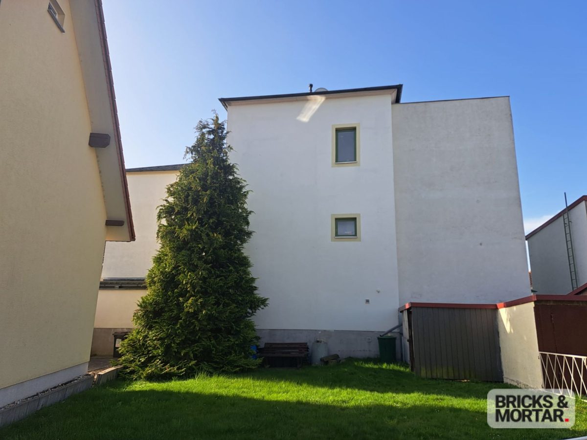 Immobilienangebot - Großenhain - Alle - +++ Solide Kapitalanlage in Großenhain – Mehrfamilienhaus mit attraktiver Mietrendite +++
