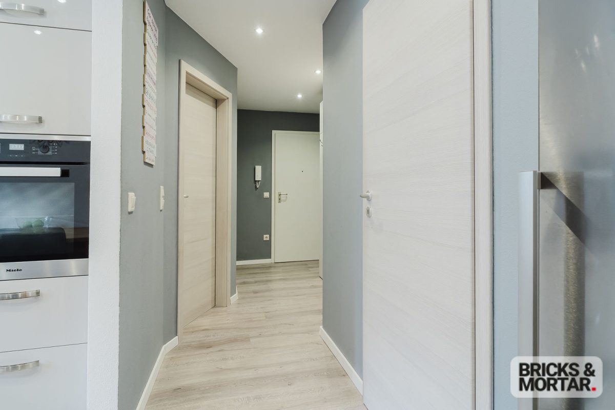 Immobilienangebot - Nittendorf - Alle - Wohnen mit Mehrwert – Stilvolle 3,5-Zimmer-Wohnung mit Terrasse & TG-Stellplatz