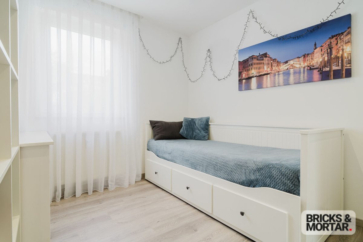 Immobilienangebot - Nittendorf - Alle - Wohnen mit Mehrwert – Stilvolle 3,5-Zimmer-Wohnung mit Terrasse & TG-Stellplatz