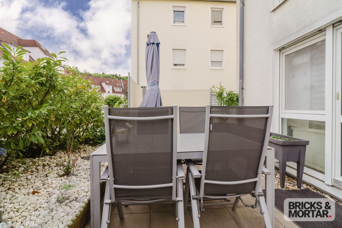 Immobilienangebot - Nittendorf - Alle - Wohnen mit Mehrwert – Stilvolle 3,5-Zimmer-Wohnung mit Terrasse & TG-Stellplatz