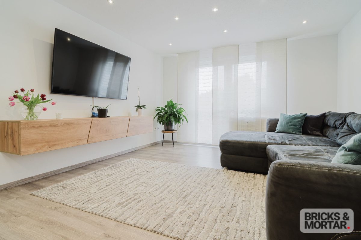Immobilienangebot - Nittendorf - Alle - Wohnen mit Mehrwert – Stilvolle 3,5-Zimmer-Wohnung mit Terrasse & TG-Stellplatz
