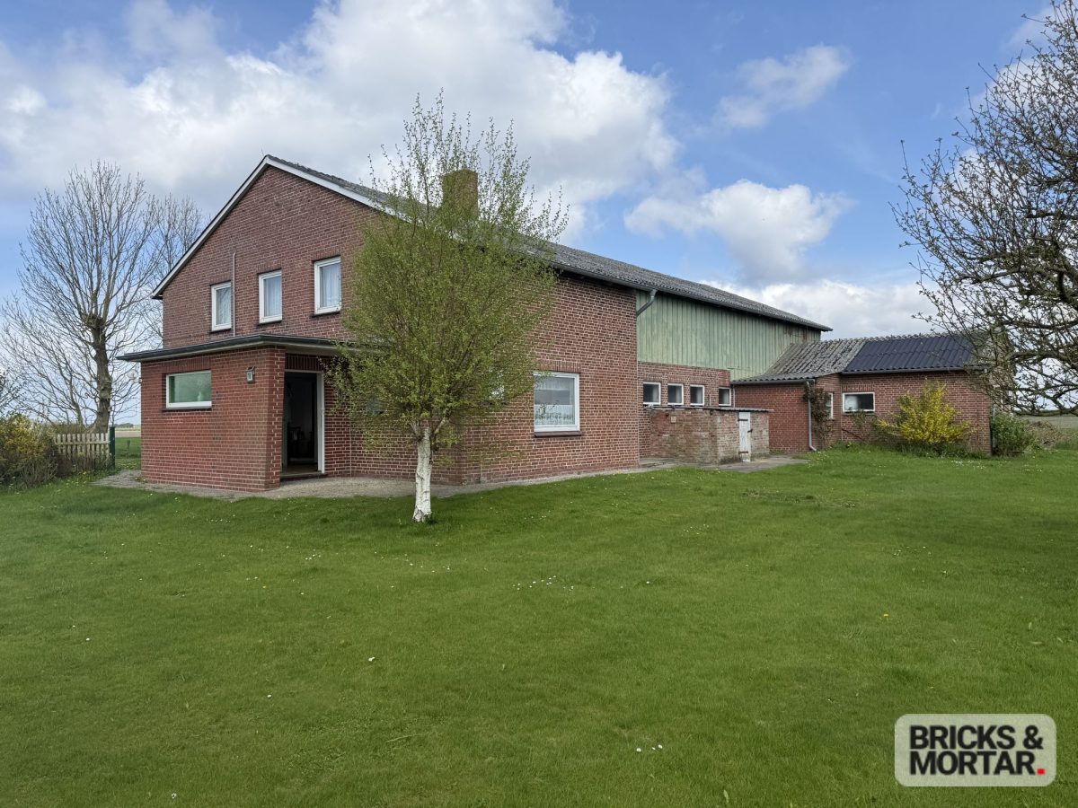 Immobilienangebot - Nordstrand - Alle - Idyllischer Resthof mit großem Grundstück und Weidefläche – Ihr Traum vom Landleben