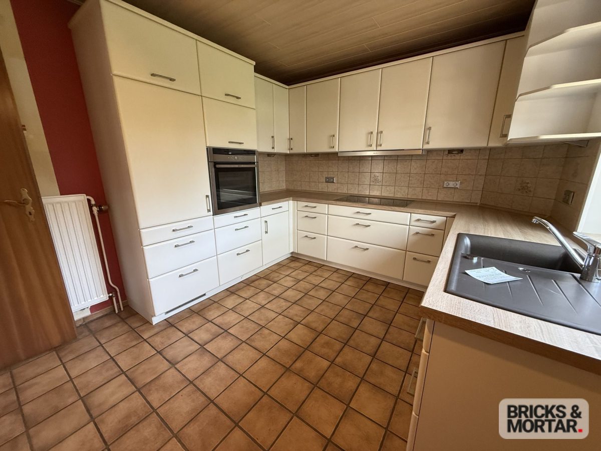 Immobilienangebot - Husum - Alle - Familienparadies: Stilvolles Haus mit großzügigem Garten in begehrter Lage
