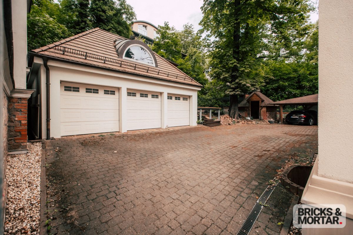 Immobilienangebot - Halle - Alle - Stilvolle Wohnung in historischer Villa: Exklusives Wohnen mit Büro- oder Praxisnutzung in erstklassiger Lage
