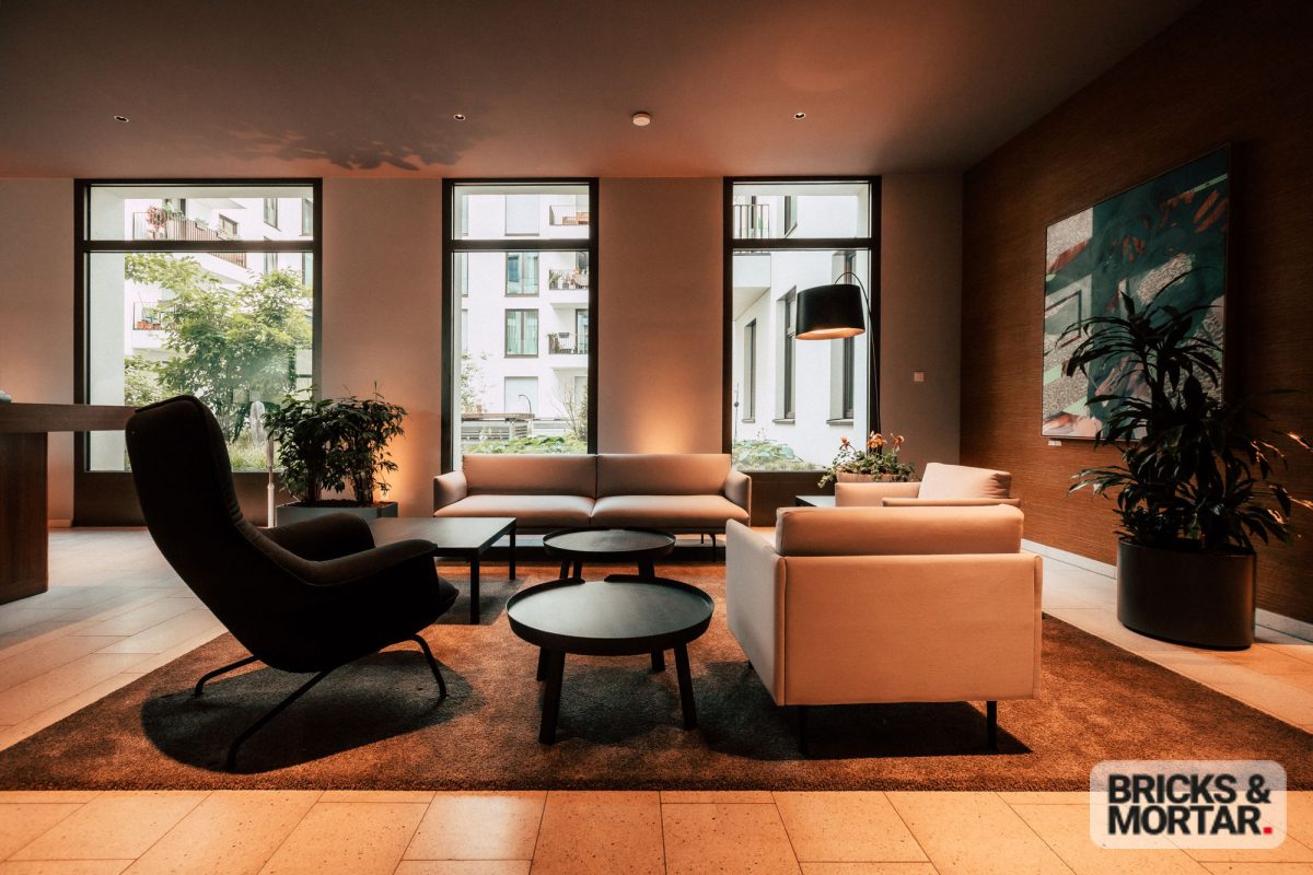 Immobilienangebot - Berlin Friedrichshain - Alle - Exklusives Wohnen an der Spree: 4-Zimmer-Wohnung mit Concierge-Service und stilvollem Ambiente