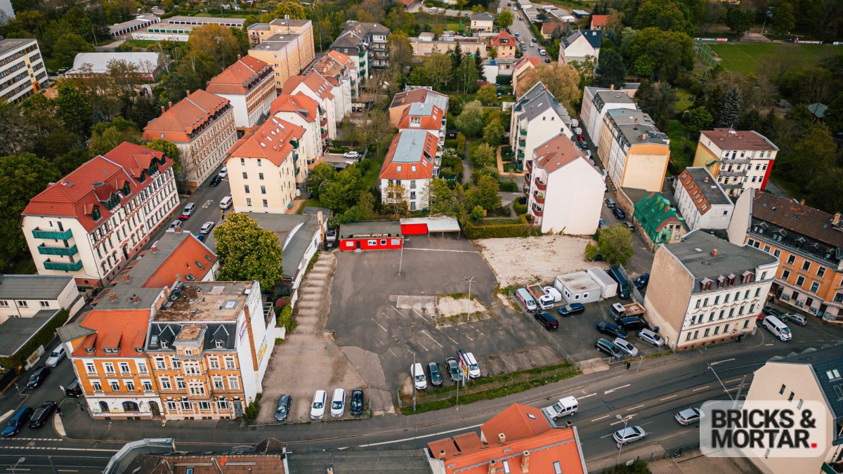 Immobilienangebot - Leipzig - Grundstücke - Attraktive Investitionsmöglichkeit: Vielseitiges Entwicklungsgrundstück
