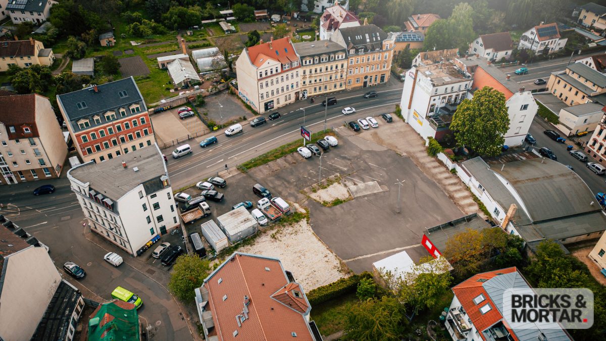 Immobilienangebot - Leipzig - Grundstücke - Attraktive Investitionsmöglichkeit: Vielseitiges Entwicklungsgrundstück