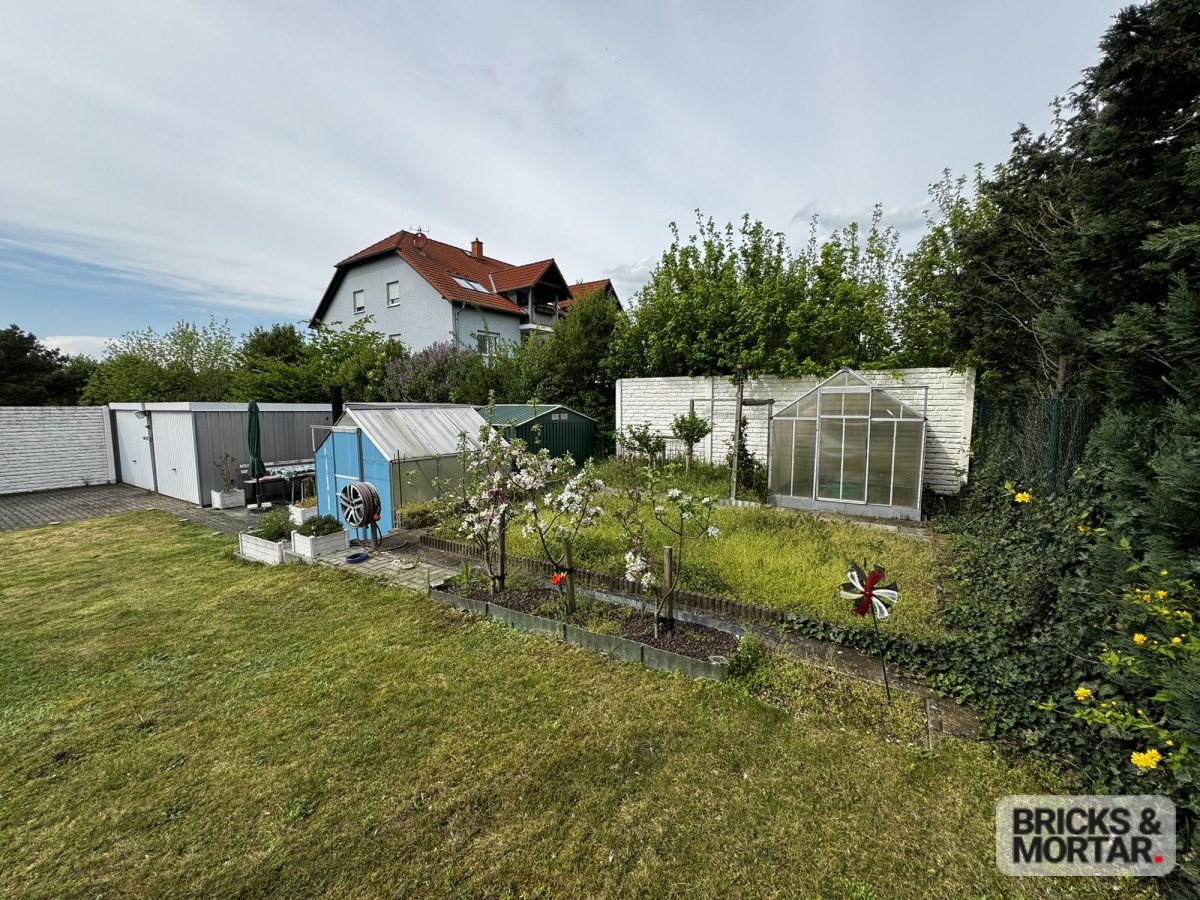 Immobilienangebot - Thalheim - Alle - Kleines Paradies gesucht? 3-Zimmer-Bungalow mit Garten und Flair!