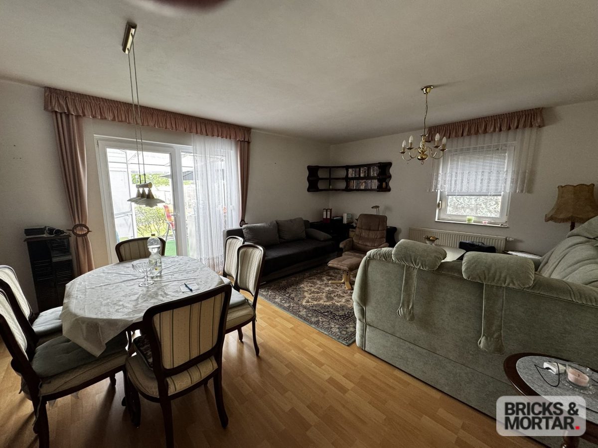 Immobilienangebot - Thalheim - Alle - Kleines Paradies gesucht? 3-Zimmer-Bungalow mit Garten und Flair!