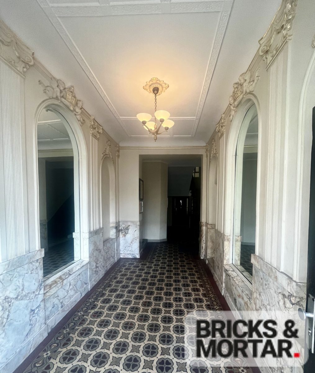 Immobilienangebot - Berlin - Alle - Erstbezug nach Sanierung in Charlottenburg:4-Zimmer Altbauwohnung,2 Bäder und Balkon am Funkturm