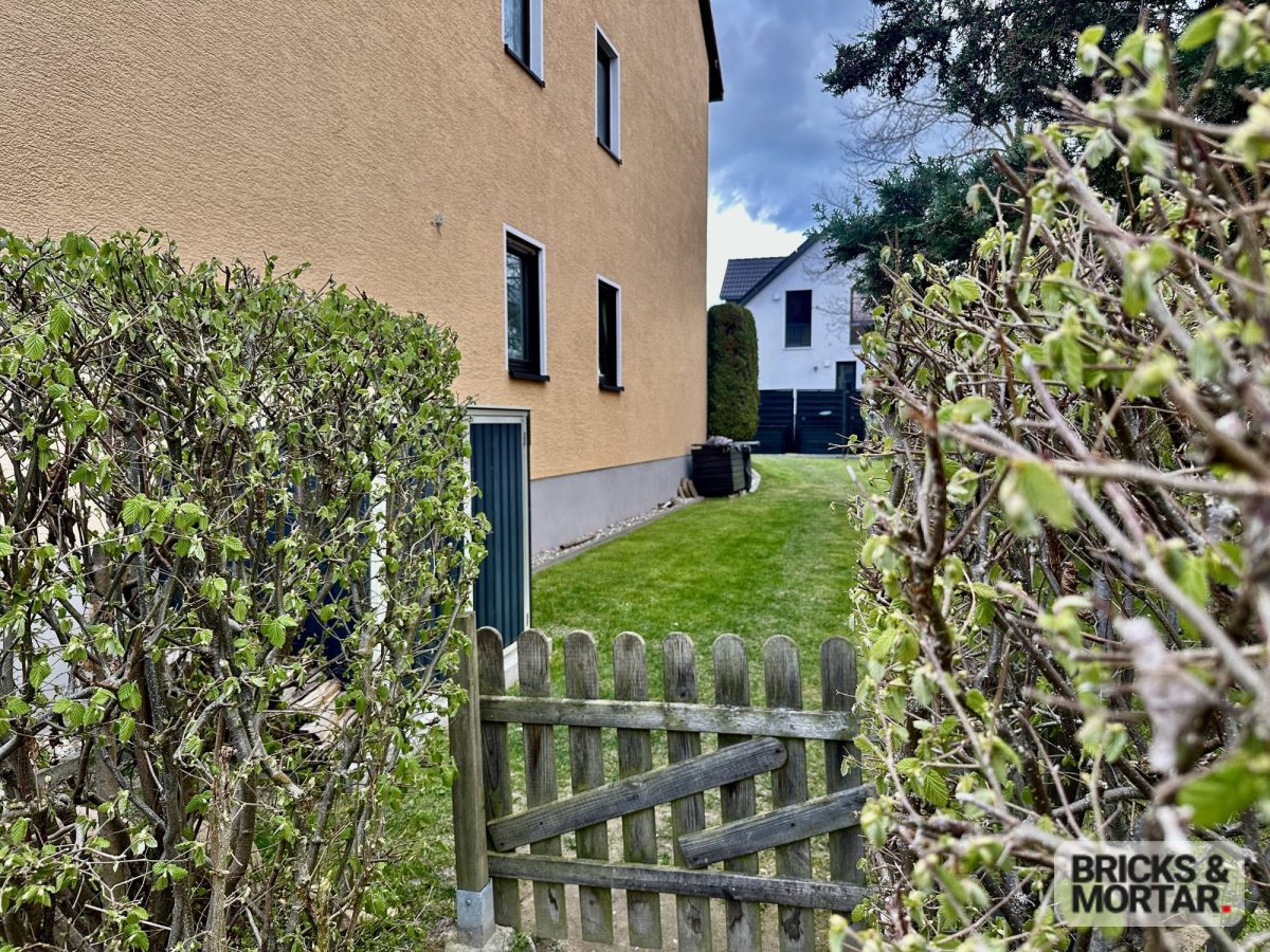 Immobilienangebot - Machern - Alle - Viel Platz auf zwei Ebenen – Maisonettewohnung mit Balkon, Garage und Keller