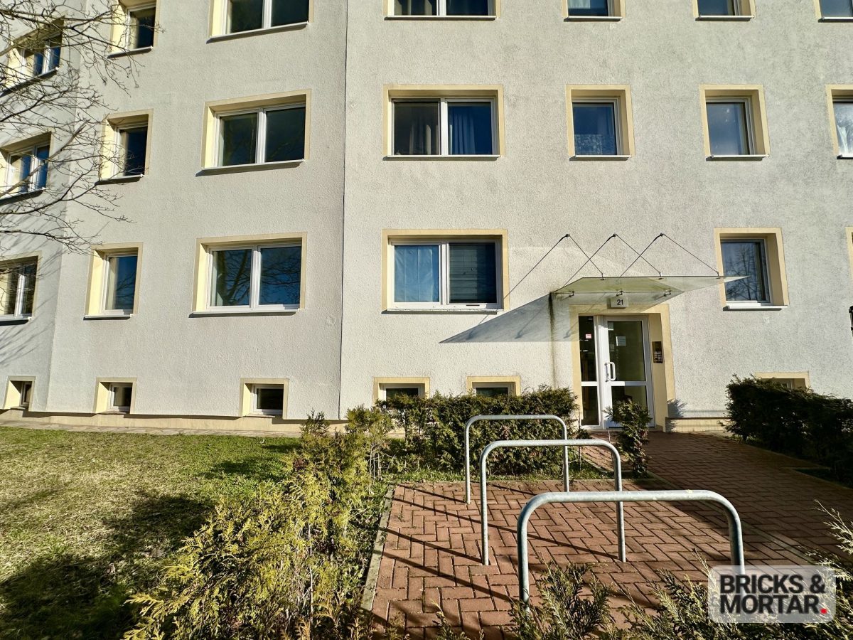 Immobilienangebot - Halle - Alle - Lichtdurchflutete 3-Zimmer-Wohnung mit Balkon und moderner Einbauküche