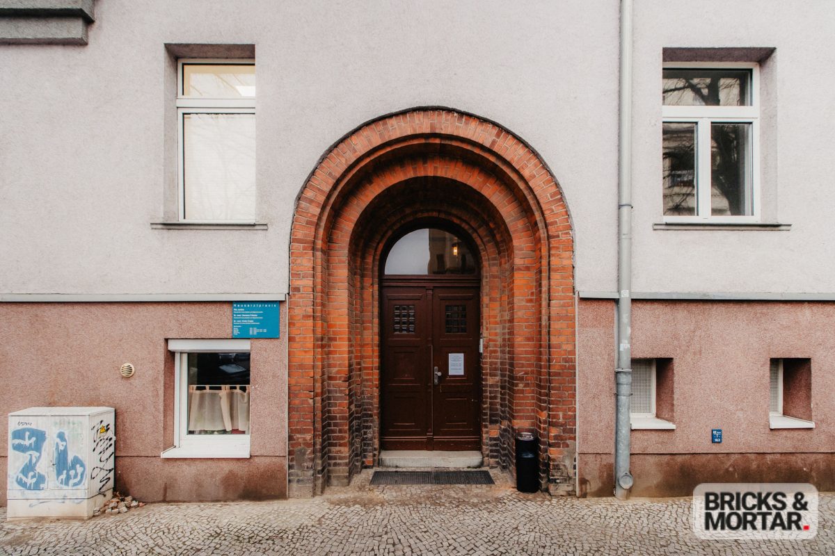 Immobilienangebot - Halle - Alle - Zeitgemäßes Wohnen mit Charme: Helle Hochparterre-Wohnung mit hochwertiger Ausstattung