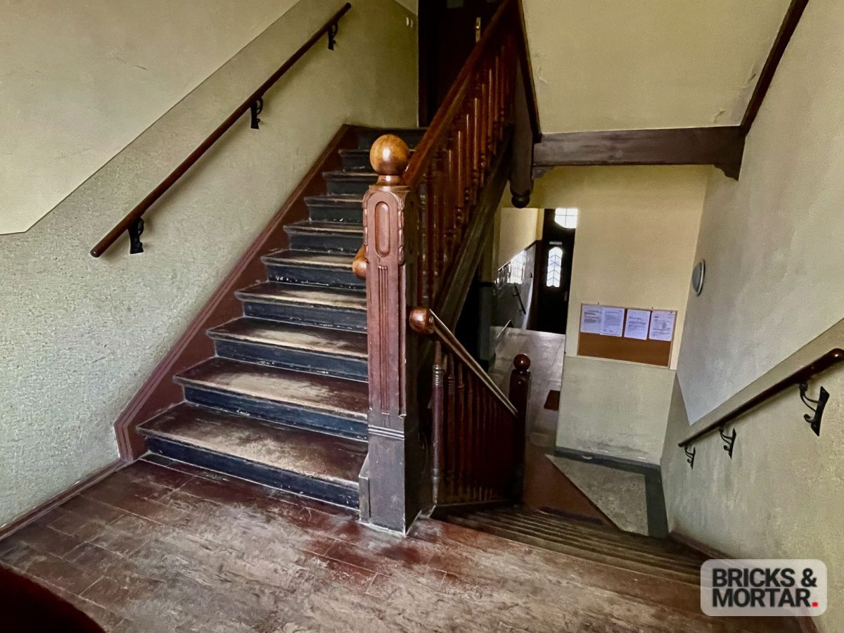 Immobilienangebot - Leipzig / Stötteritz - Alle - Charmantes Wohnen im Altbau-Stil: Drei-Zimmer-Wohnung mit Balkon und zeitgemäßer Ausstattung