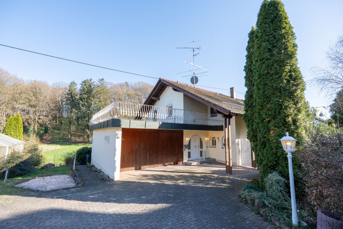 Immobilienangebot - Weißenhorn - Alle - Platz für die ganze Familie! Einfamilienhaus mit ELW und Garten zum Verlieben