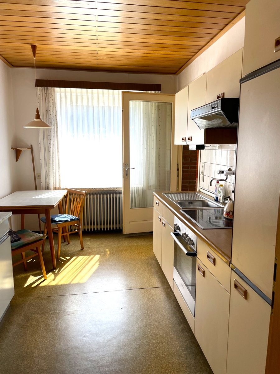 Immobilienangebot - Zetel / Neuenburg - Alle - Solides Einfamilienhaus in Zetel-Neuenburg !
 **** Perfekt für Ruheständler oder die kleine Familie****