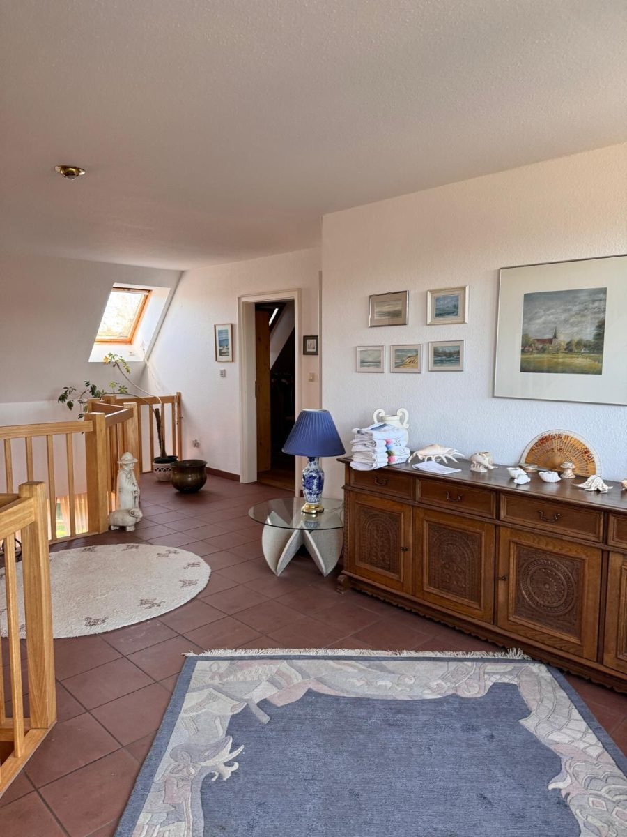 Immobilienangebot - Varel - Alle - **** Ihre Traumimmobilie ****
!!!          Provisionsfrei         !!!!
Exklusives, individuelles Einfamilienhaus mit Doppelgarage in Varel