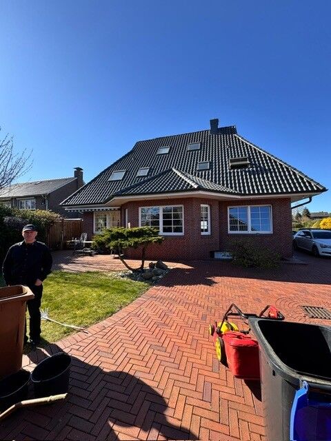 Immobilienangebot - Varel - Alle - **** Ihre Traumimmobilie ****
!!!          Provisionsfrei         !!!!
Exklusives, individuelles Einfamilienhaus mit Doppelgarage in Varel