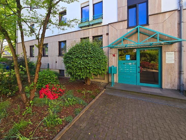Immobilienangebot - Erkrath - Alle - +++ Wellness mit Weitblick – Über den Dächern von Erkrath +++