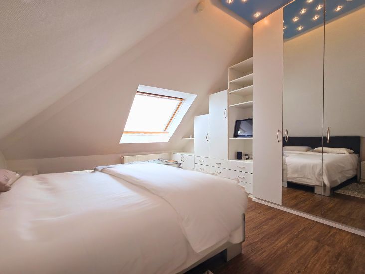 Immobilienangebot - Erkrath - Alle - +++ Wellness mit Weitblick – Über den Dächern von Erkrath +++