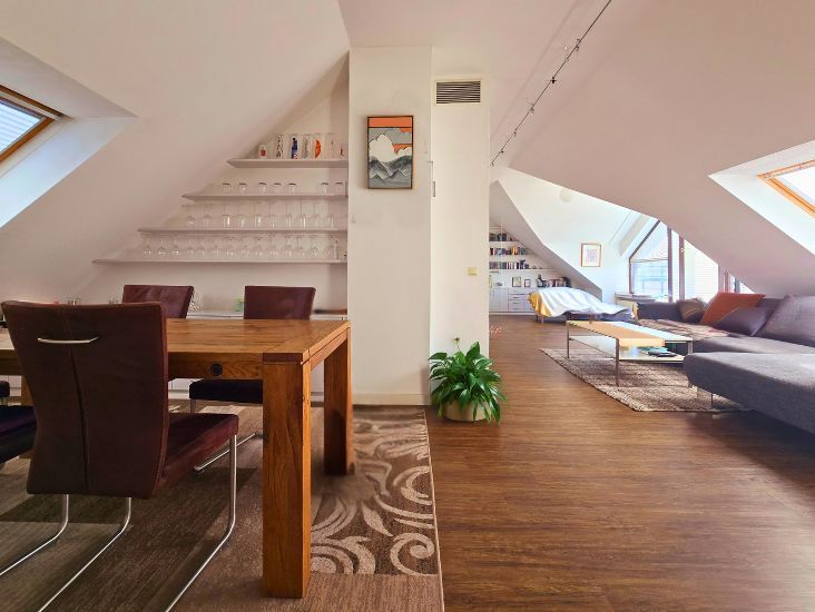 Immobilienangebot - Erkrath - Alle - +++ Wellness mit Weitblick – Über den Dächern von Erkrath +++