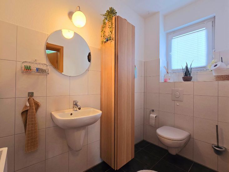 Immobilienangebot - Burscheid - Alle - +++ Familienidyll mit Stil – Lichtdurchflutete Doppelhaushälfte in Burscheid +++