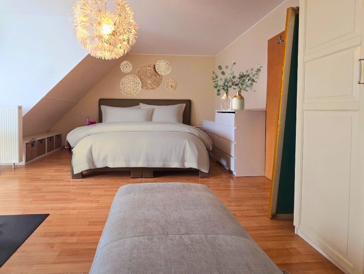 Immobilienangebot - Burscheid - Alle - +++ Familienidyll mit Stil – Lichtdurchflutete Doppelhaushälfte in Burscheid +++