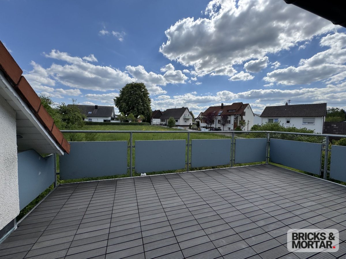 Immobilienangebot - Zimmern ob Rottweil - Alle - Maisonette-Traum mit großem Sonnenbalkon