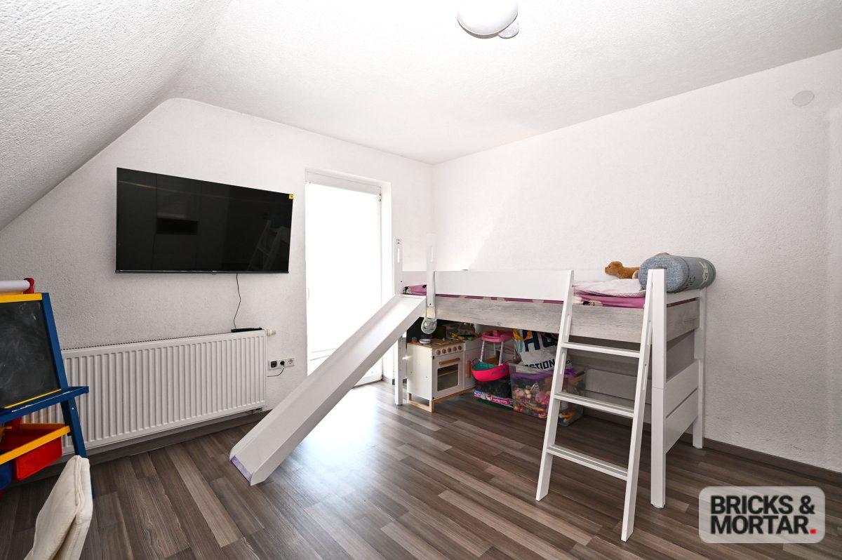 Immobilienangebot - Burgau - Alle - Familienfreundliches Einfamilienhaus 
Top-Lage in Burgau
Einziehen und Wohlfühlen