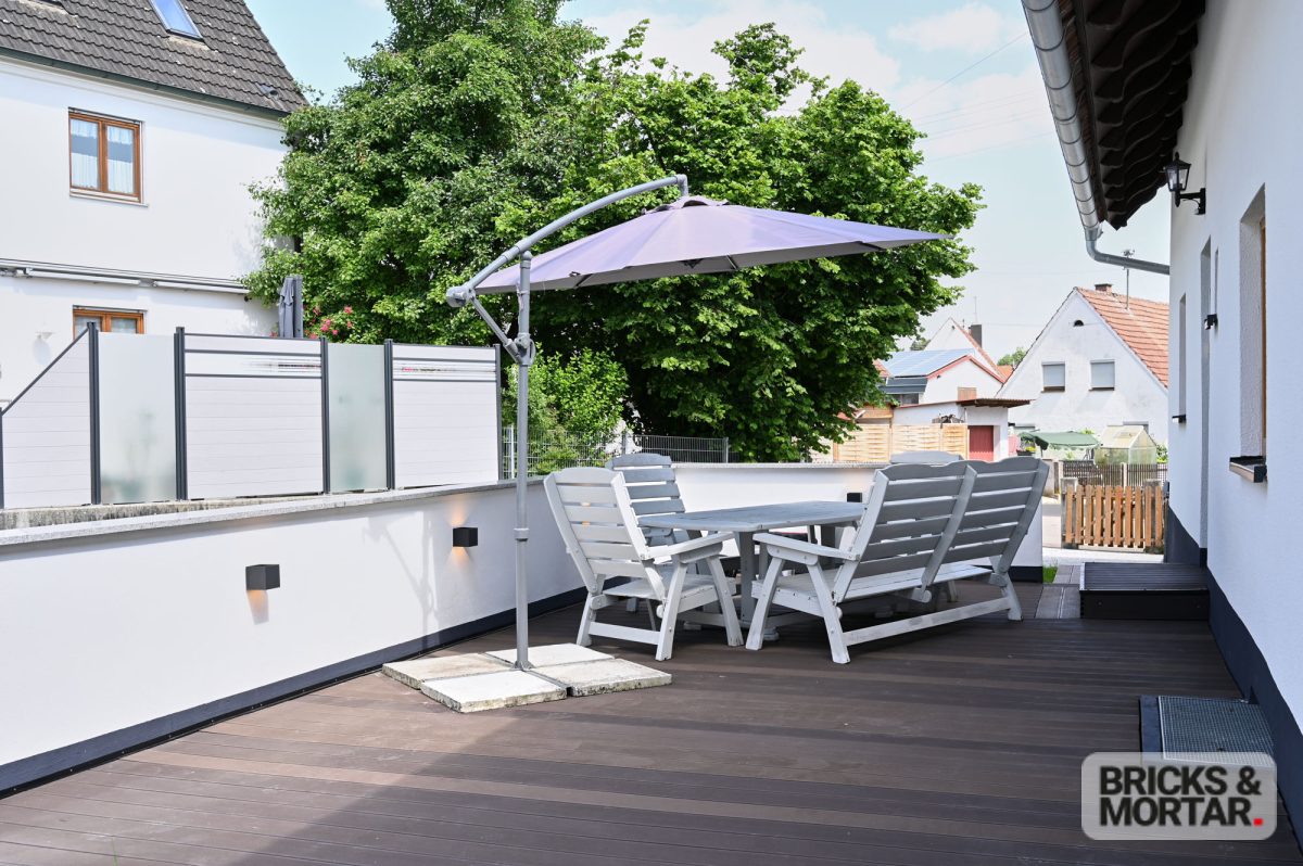 Immobilienangebot - Jettingen-Scheppach - Alle - Familientraum in Jettingen: Bauernhaus mit großem Grundstück, Scheune & Top - Anbindung A8