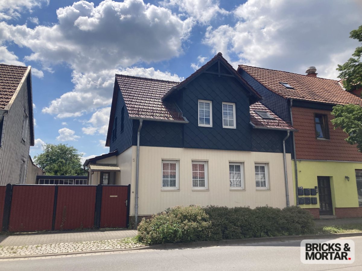 Immobilienangebot - Harztor-Niedersachswerfen - Alle - Solide Basis, viel Potenzial – hier sind Macher gefragt, die Wohnträume umsetzen wollen!