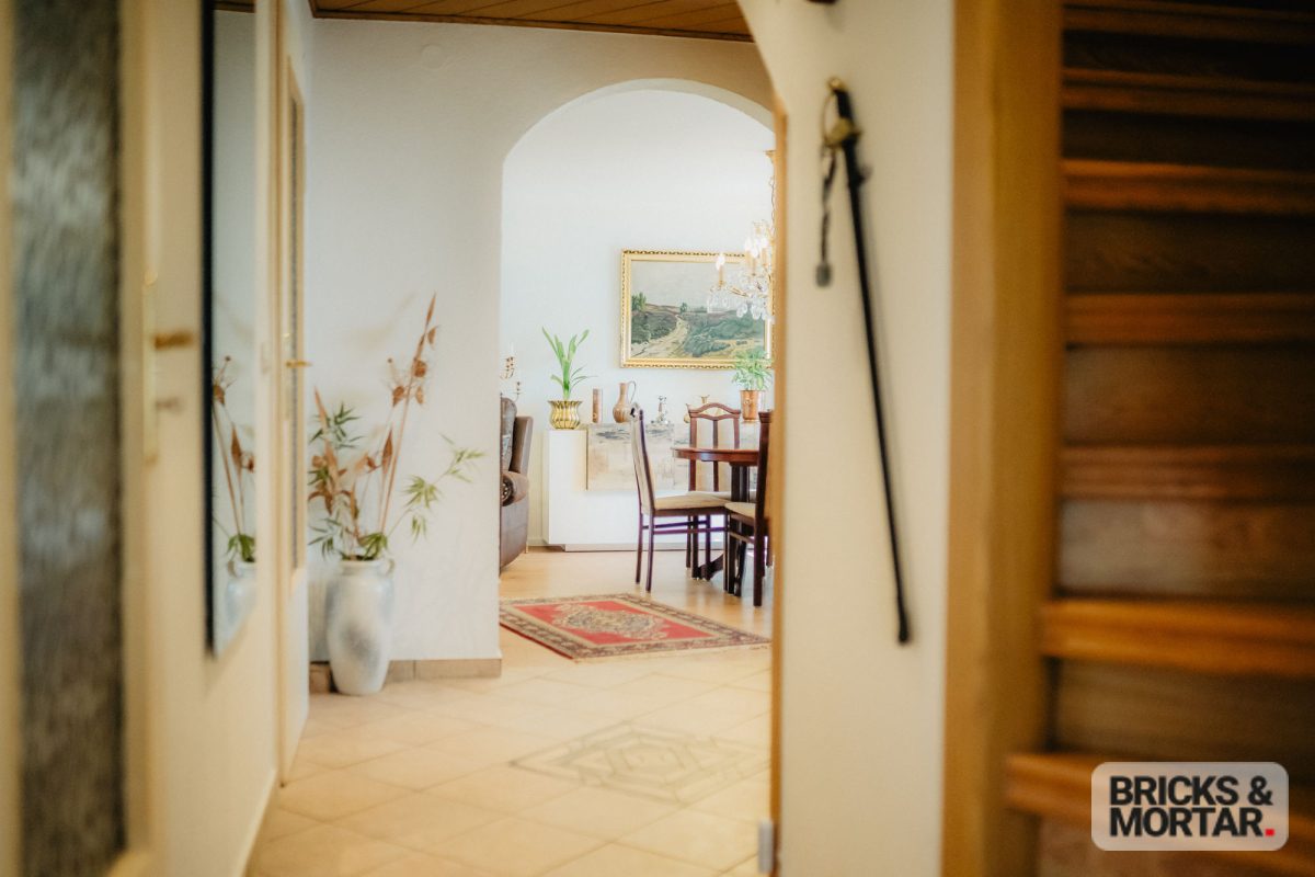 Immobilienangebot - Leipzig / Knautkleeberg - Alle - Liebevoll gepflegte Doppelhaushälfte mit Gartenparadies und vielen kleinen Besonderheiten