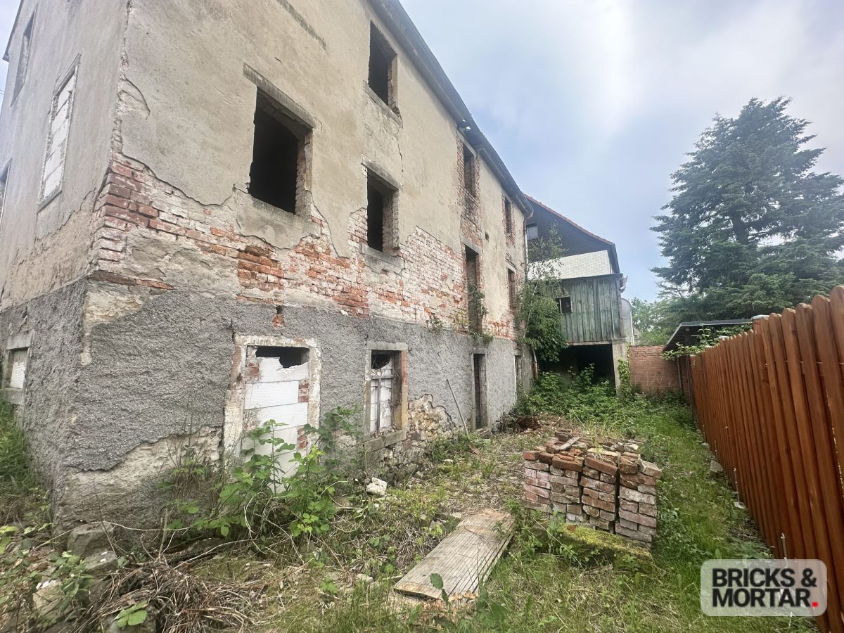 Immobilienangebot - Weißig - Alle - +++ Sehr gute Lage in Altweißig, interessant für Bauträger+++