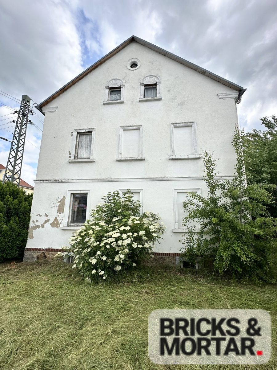 Immobilienangebot - Pulsnitz - Alle - +++ Mehrfamilienhaus zum Sanieren in zentraler Lage von Pulsnitz +++