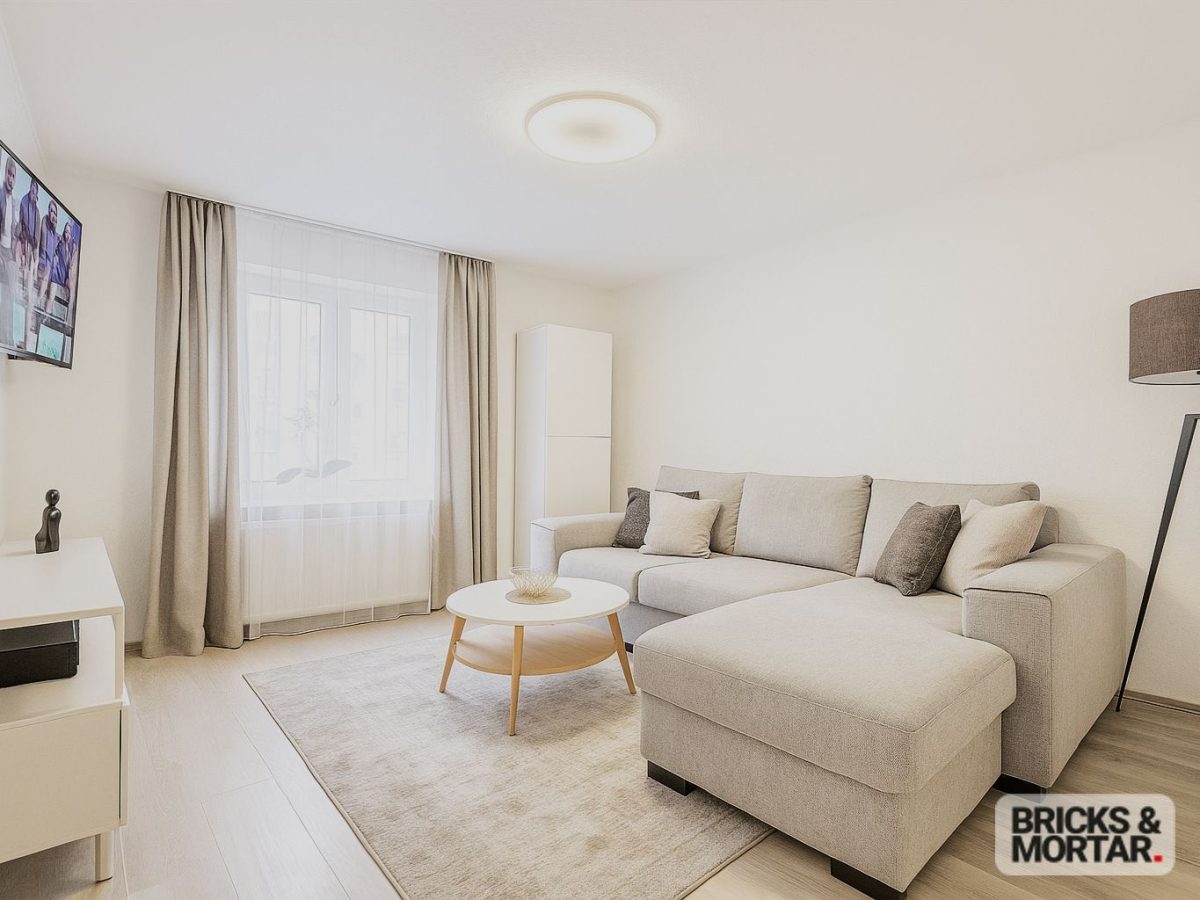 Immobilienangebot - Augsburg / Haunstetten - Alle - In Kürze frei: Geräumige 2,5-Zimmer-Wohnung in Haunstetten - 2021 umfassend modernisiert