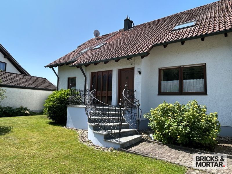 Immobilienangebot - Affing / Mühlhausen - Alle - 3-Zimmer-Gartenwohnung mit großzügigem Raumangebot und exklusivem Gartenanteil in ruhiger Wohnlage