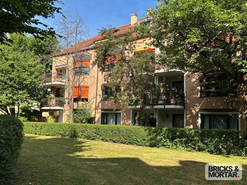 Immobilienangebot - Augsburg / Lechhausen - Alle - TOP-gepflegte 3,5 ZKB Maisonette mit Loggia und TG-Stellplatz - ruhige Wohnlage - Lechnähe-