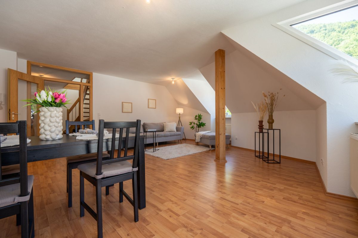 Immobilienangebot - Blaubeuren - Alle - Stilvolle & moderne Maisonette-Wohnung im Herzen von Blaubeuren