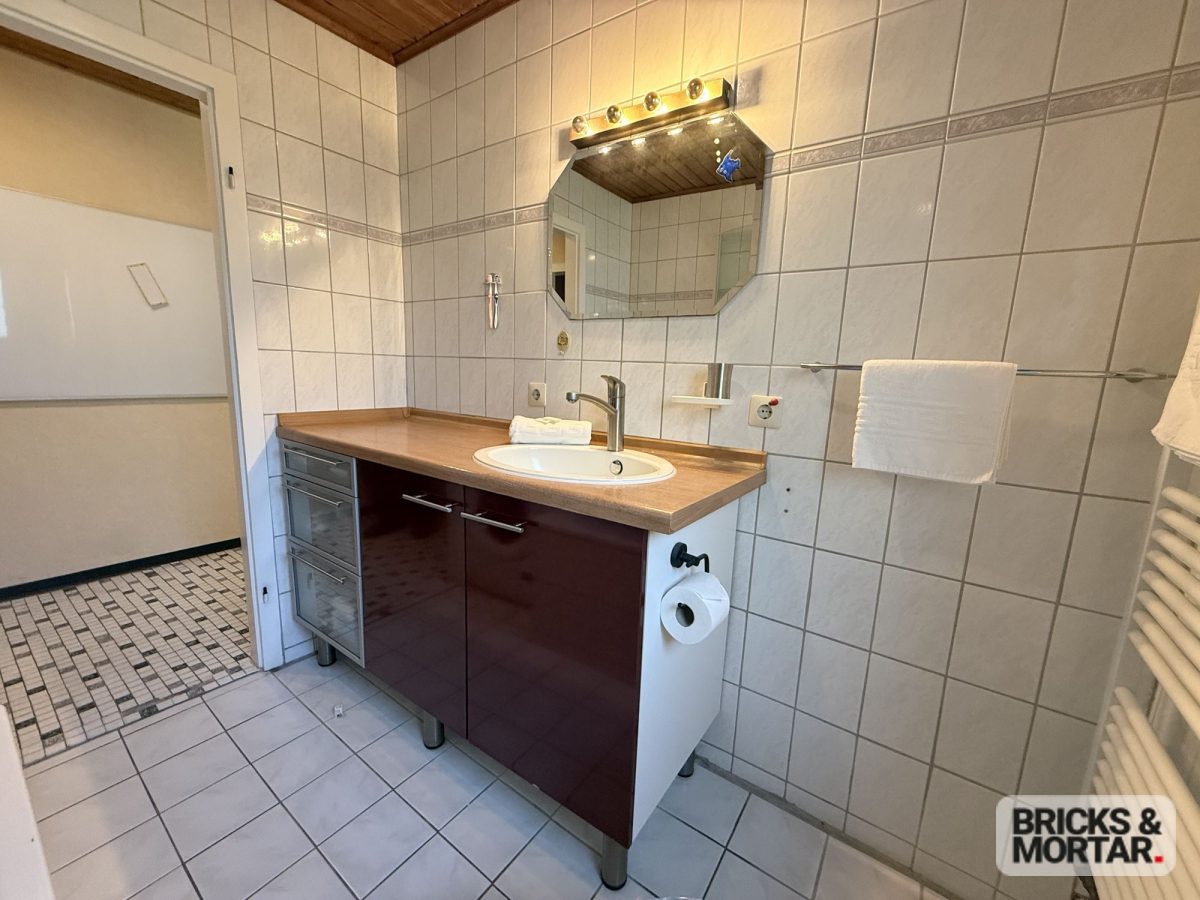 Immobilienangebot - Hohn - Alle - Wohnen auf einer Ebene unter Reet